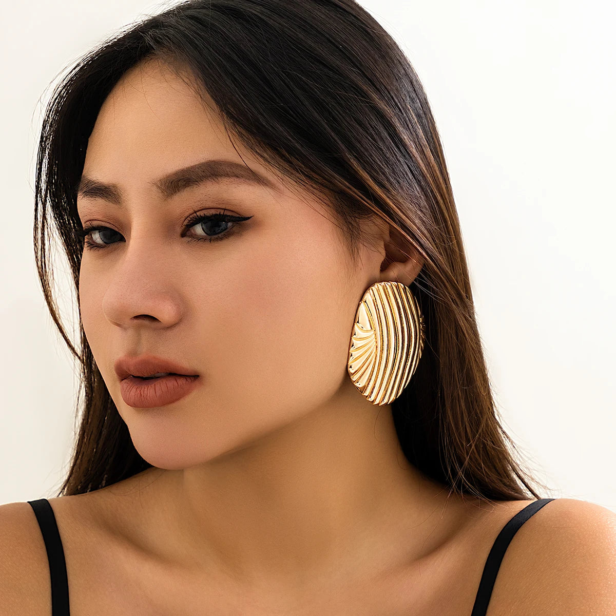 Metal Big Oval Stripe Stud Earrings for Women Punk Gold Color Geometric Earrings Party Jewelry Gift