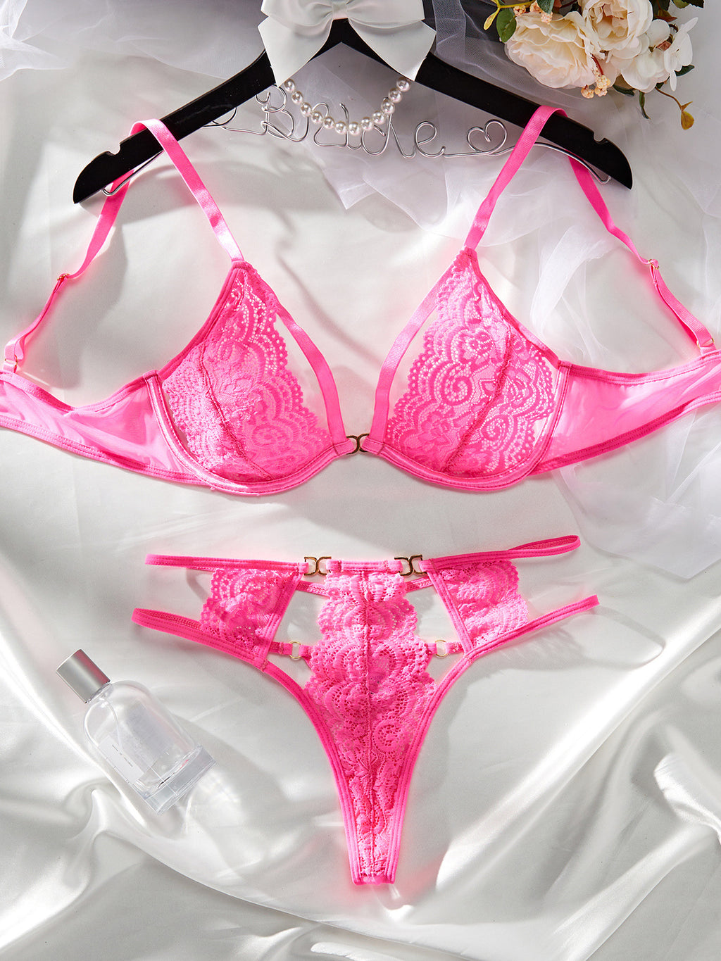 Lace splicing hollow perspective design sexy lingerie two-piece set
