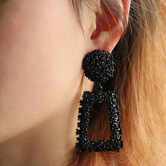 Metal Long Big Drop Earrings for Women Girl Fashion Charm Party Exaggerated Vintage Earring Jewelry
