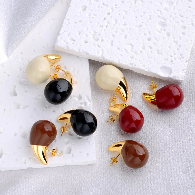 Vintage Metal Hollow Water Droplet Enamel Earrings for Women Girls Tear Drop Shaped Fashion Party Jewelry Popular Accessories